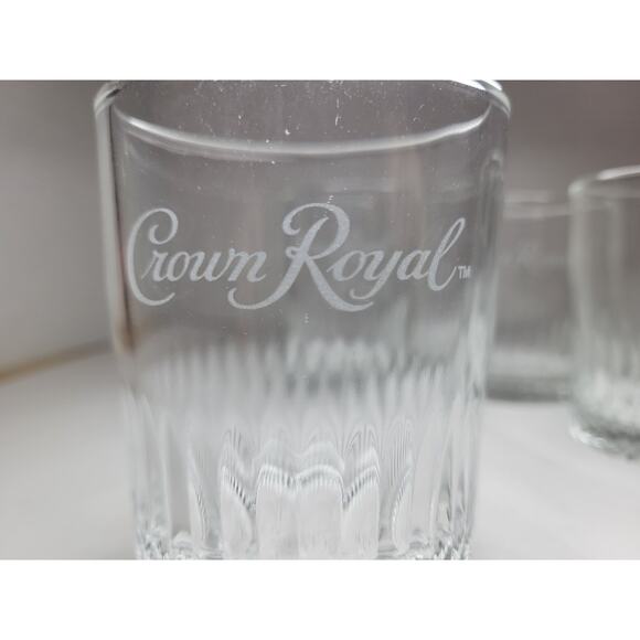 Vintage‎ CROWN ROYAL Embossed-Bottom Round Rocks Etched Whiskey Glass (set of 8) - Picture 6 of 8